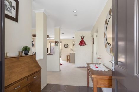 Photo of property in 120 Longview Drive, Papamoa Beach, Papamoa, 3118