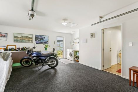 Photo of property in 60 Fairfax Crescent, Pyes Pa, Tauranga, 3112