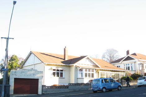 Photo of property in 137 Eglinton Road, Mornington, Dunedin, 9011