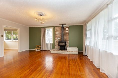 Photo of property in 28 Barnes Road, Redwood, Christchurch, 8051