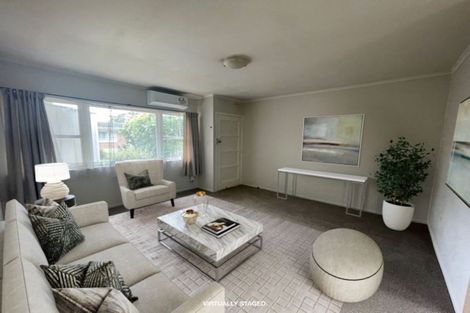 Photo of property in 9/11 Oakland Avenue, Papatoetoe, Auckland, 2025