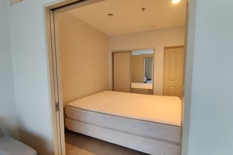 Photo of property in Atrium Towers, 1o/154 The Terrace, Wellington Central, Wellington, 6011