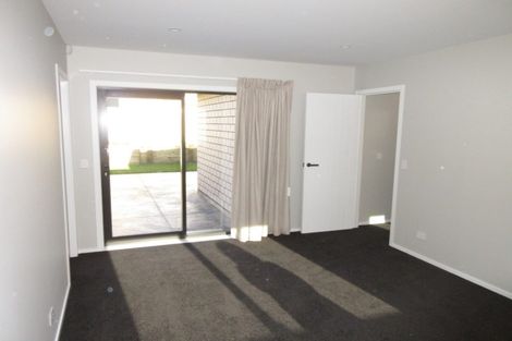 Photo of property in 4 Yorkshire Close, Whitby, Porirua, 5024