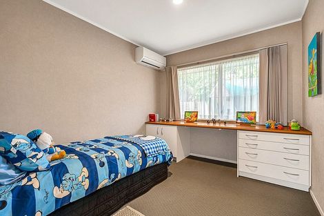 Photo of property in 10 Maurice Borich Place, Henderson, Auckland, 0610