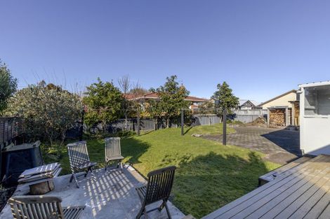 Photo of property in 83 Tukapa Street, Westown, New Plymouth, 4310