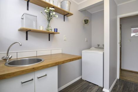 Photo of property in 26 Leicester Street, Terrace End, Palmerston North, 4410