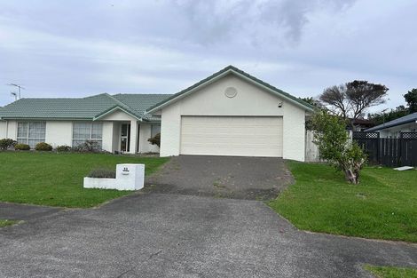 Photo of property in 53 Palmcrest Grove, Highland Park, Auckland, 2010