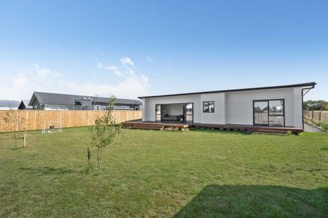 Photo of property in 21 Coralie Place, Lansdowne, Masterton, 5810