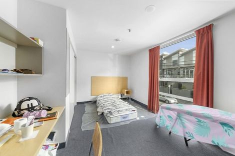 Photo of property in Hanson House, 12/27 Hanson Street, Mount Cook, Wellington, 6021