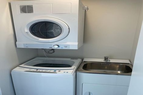 Photo of property in 20c Chetwode Grove, Newlands, Wellington, 6037