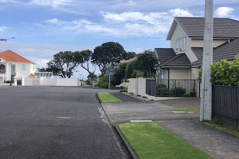 Photo of property in 9 Cutfield Road, New Plymouth, 4310