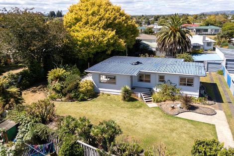 Photo of property in 76 Aotea Crescent, Tokoroa, 3420