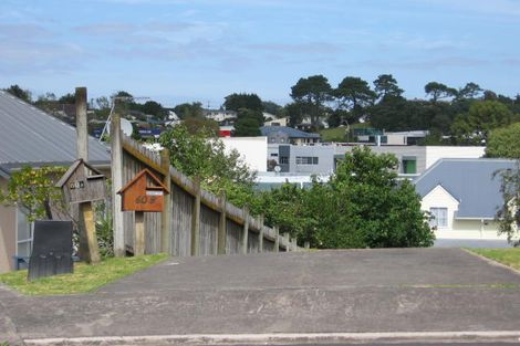 Photo of property in 1/60 Centorian Drive, Windsor Park, Auckland, 0632