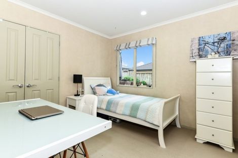 Photo of property in 31 Cairns Crescent, Rototuna, Hamilton, 3210