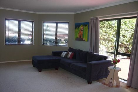 Photo of property in 7 Johnsfield Place, Rototuna, Hamilton, 3210