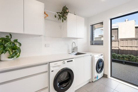 Photo of property in 71 Pohutukawa Parade, Riverhead, 0820