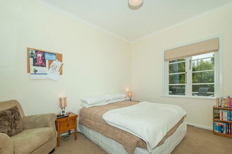 Photo of property in 2 Sherwood Street, Woburn, Lower Hutt, 5010