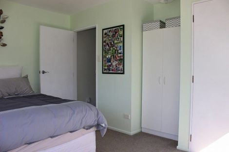 Photo of property in 75 Adelaide Road, Dannevirke, 4978