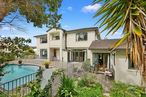 Photo of property in 6 David Beattie Place, Chatswood, Auckland, 0626
