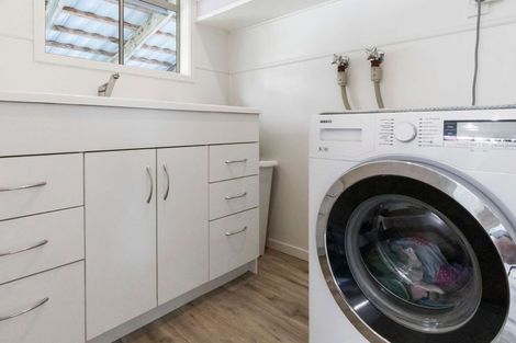 Photo of property in 31 Browning Crescent, Owhata, Rotorua, 3010