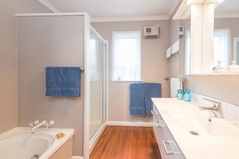 Photo of property in 137a Queen Street, Richmond, 7020