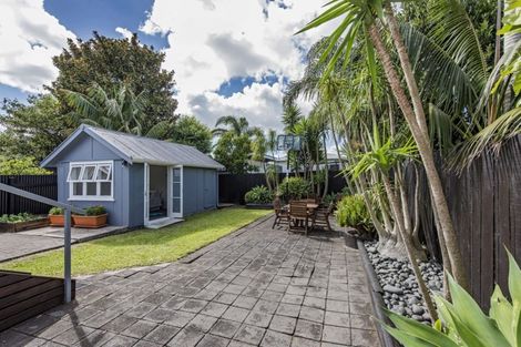 Photo of property in 6 Lemington Road, Westmere, Auckland, 1022