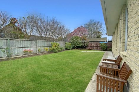 Photo of property in 2/38 Oldwood Street, Bishopdale, Christchurch, 8053