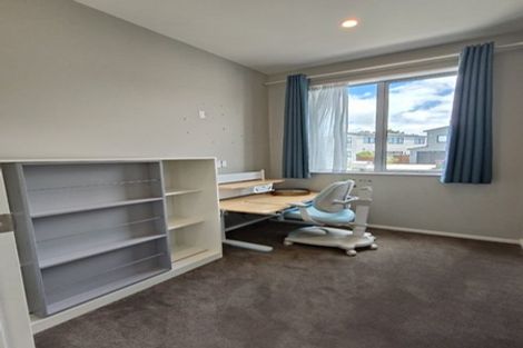 Photo of property in 68a Craigs Way, Hobsonville, Auckland, 0616