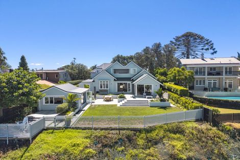 Photo of property in 21 Norwood Road, Bayswater, Auckland, 0622