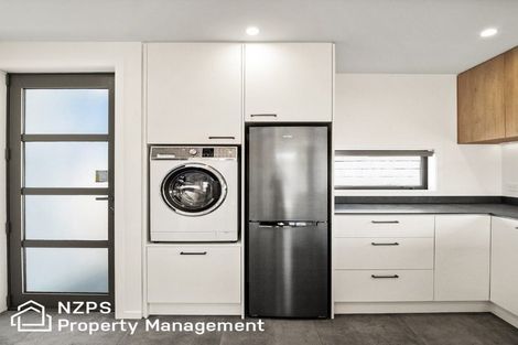 Photo of property in 2/208 Surrey Street, Saint Clair, Dunedin, 9012