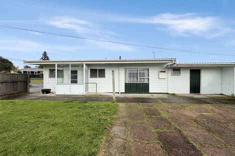 Photo of property in 13a Titoki Street, Castlecliff, Whanganui, 4501
