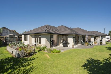 Photo of property in 23 Inverness Drive, Pyes Pa, Tauranga, 3112