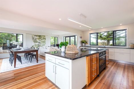 Photo of property in 59 Taylors Mistake Road, Scarborough, Christchurch, 8081