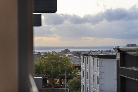 Photo of property in 1002/5 Hohipere Street, Grafton, Auckland, 1010