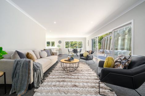 Photo of property in 34 Cheetwood Street, Churton Park, Wellington, 6037