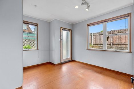 Photo of property in 295 Otumoetai Road, Otumoetai, Tauranga, 3110