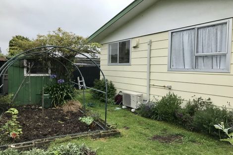 Photo of property in 38b Palmer Crescent, Silverstream, Upper Hutt, 5019
