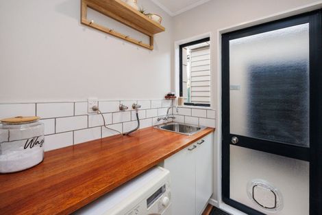 Photo of property in 2a Rutland Place, Milson, Palmerston North, 4414