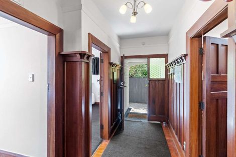 Photo of property in 130 Somerfield Street, Somerfield, Christchurch, 8024