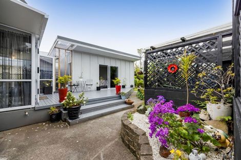 Photo of property in 6 Galt Street, Hawera, 4610