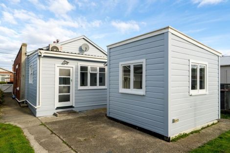 Photo of property in 268 Oxford Street, South Dunedin, Dunedin, 9012