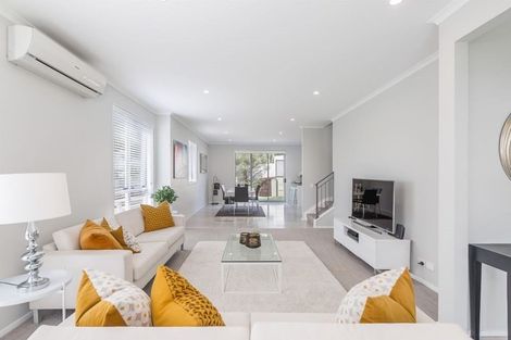 Photo of property in 61 Mackay Drive, Greenhithe, Auckland, 0632