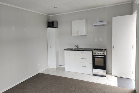 Photo of property in 14 Everard Avenue, Army Bay, Whangaparaoa, 0930