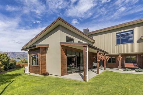 Photo of property in 4 Ryalls Way, Lake Hawea, Wanaka, 9382