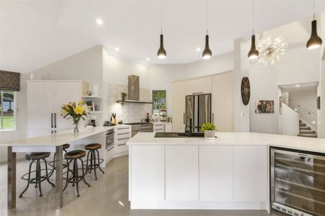 Photo of property in 54 Pinetone Road, Kumeu, 0892