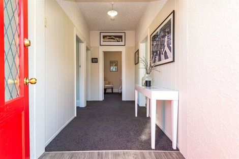 Photo of property in 17 Ensors Road, Opawa, Christchurch, 8023