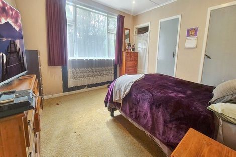 Photo of property in 100 Alexandra Street, Marton, 4710