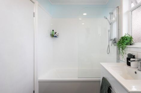 Photo of property in 57 Mould Street, Waitara, 4320