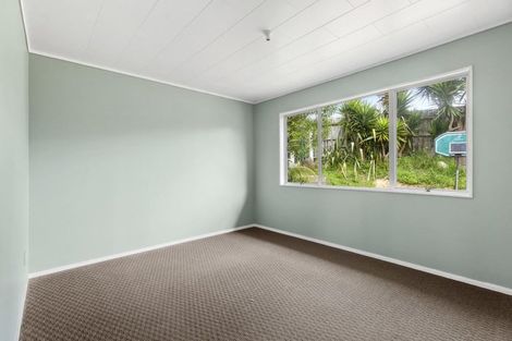 Photo of property in 8 Kilcar Place, Massey, Auckland, 0614