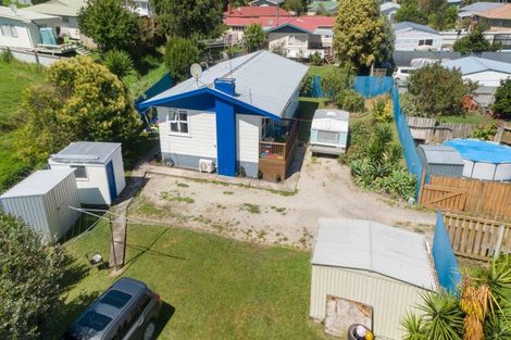 Photo of property in 49 Lyell Road, Outer Kaiti, Gisborne, 4010